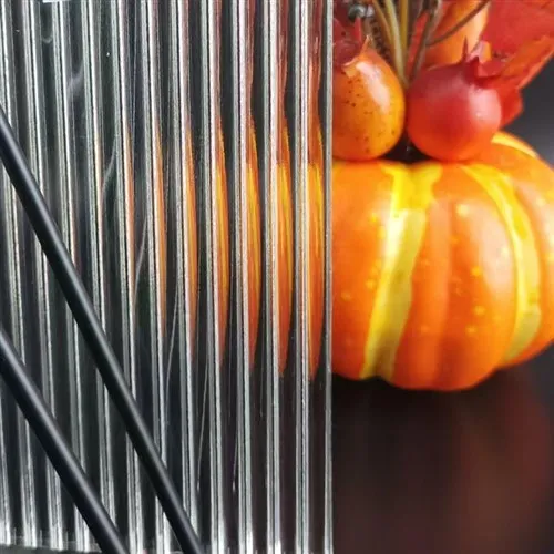 Moru reliefno steklo