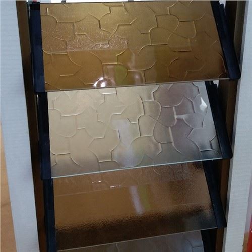 Stekleno rezilo Karatachi Louver
